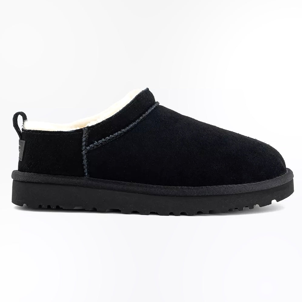 UGG Classic Micro coloris Black – bottine ultra-courte en daim
